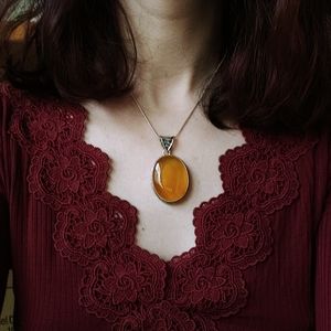 Yellow dragon veins agate oval pendant